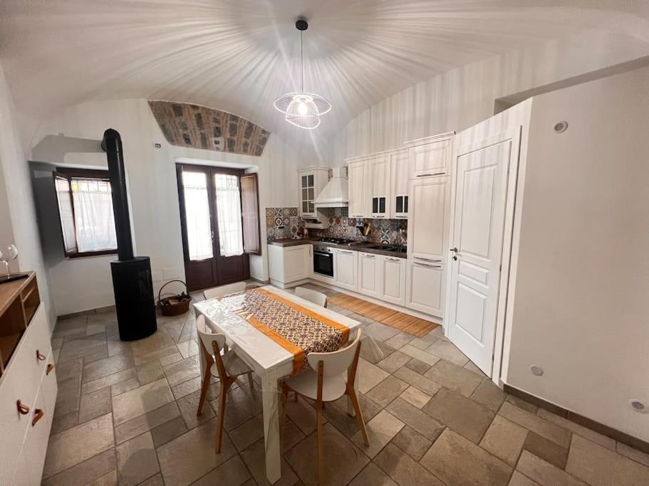 A Casa Di Ty Lejlighed Caserta Eksteriør billede